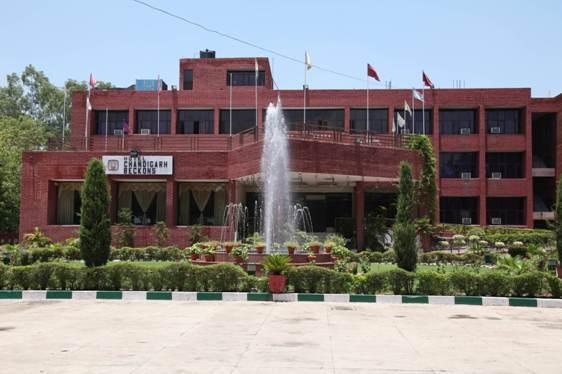 Hotel Chandigarh Beckons Chandigarh