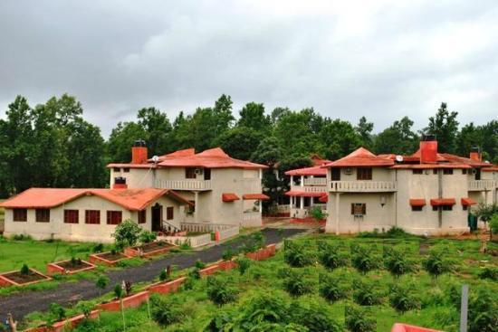 Grand Tiger Resort kanha