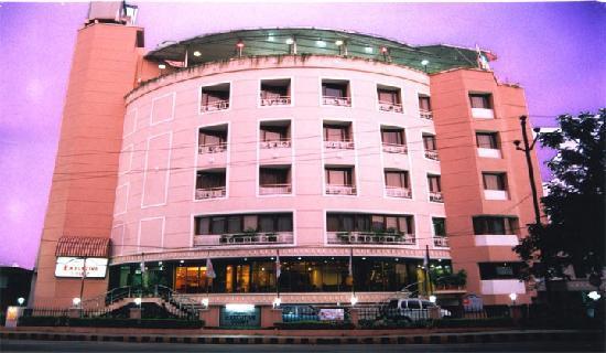 Daspalla Executive Court