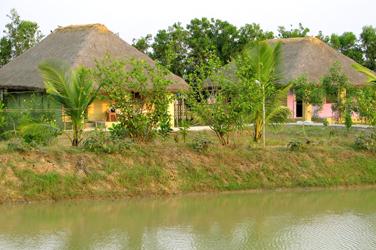 Estuarine Village Resort Bhitarkanika