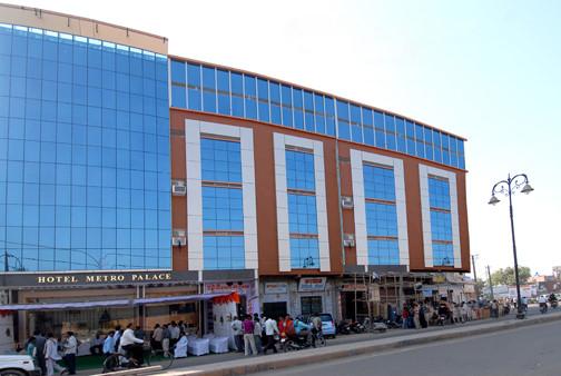 Hotel Metro Palace