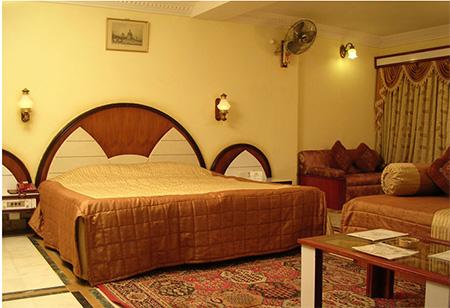 Chacha Inn 