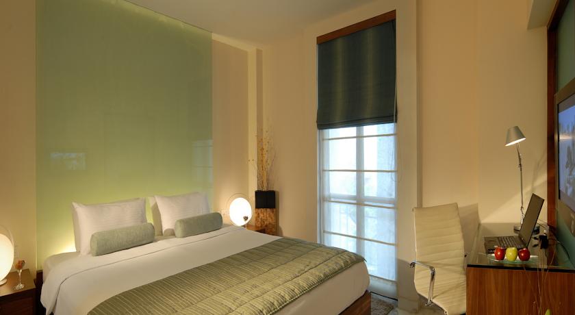 The Manohar Hotel