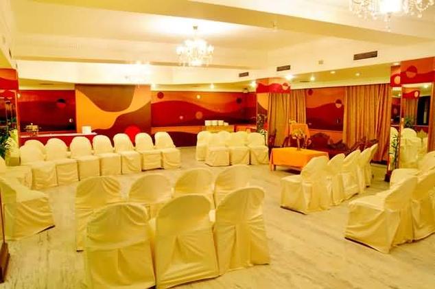 Hotel Rajmahal