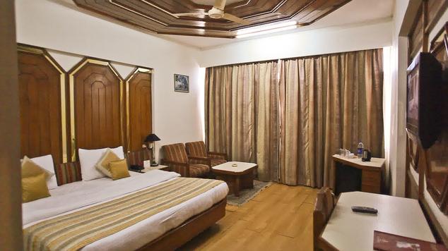 Hotel Mohan International