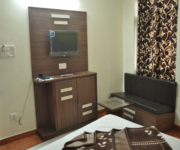 Hotel MG Residency
