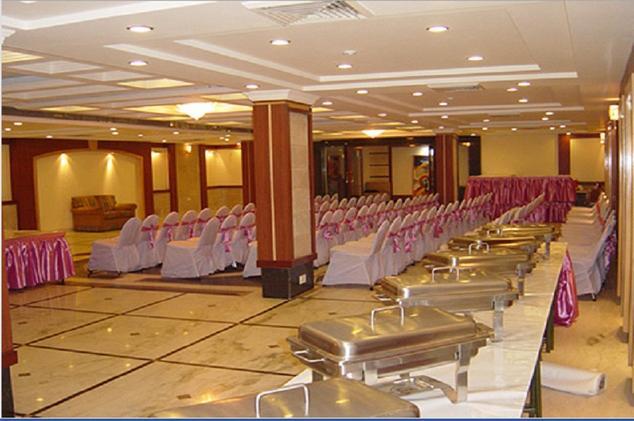 Hotel Raj Continental