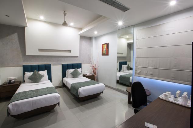 Hotel Narulas Aurrum