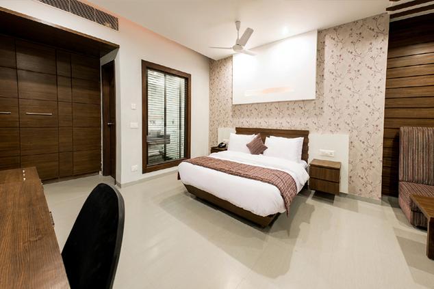 Hotel Narulas Aurrum