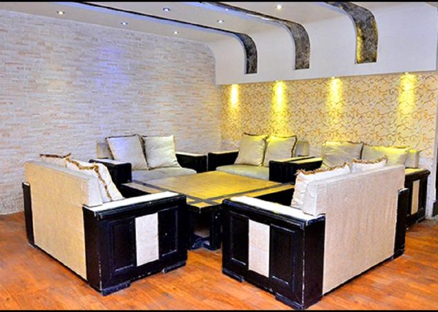 Hotel Randhawa International