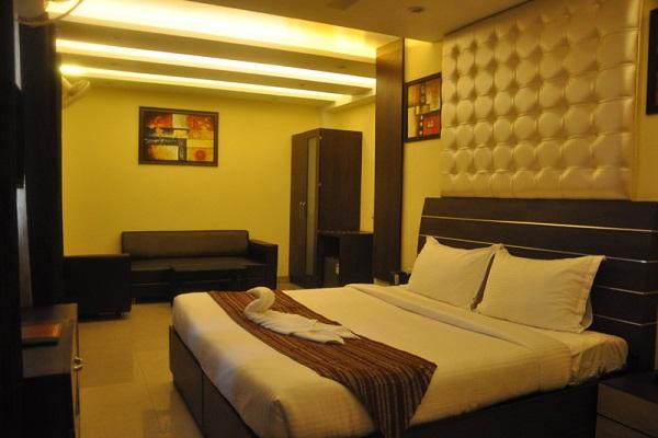 Hotel MM Yellowuds