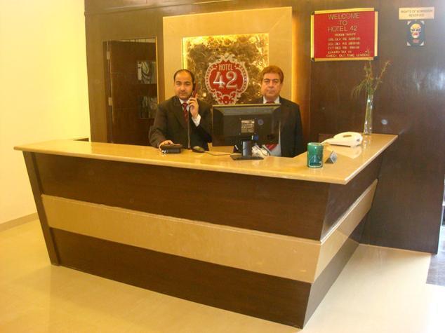Hotel 42 The Mall