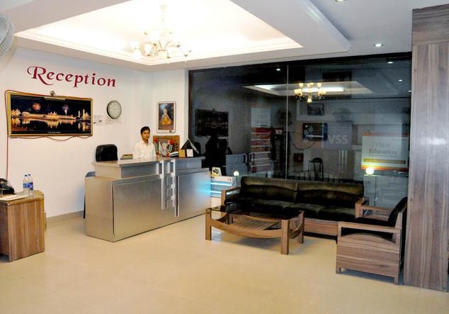 Hotel Sukhman International