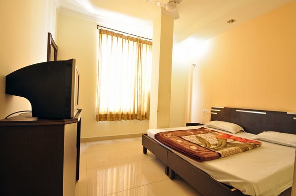 Hotel Sukhman International