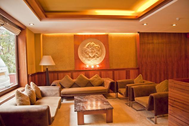 Hotel Suhim Portico