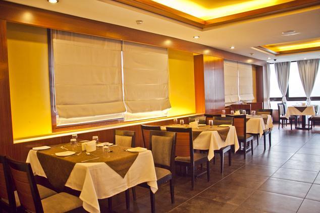Hotel Suhim Portico