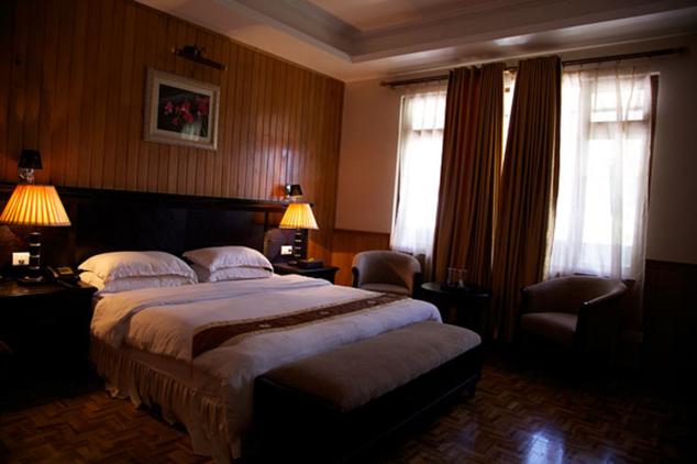 Hotel Tamarind Residency