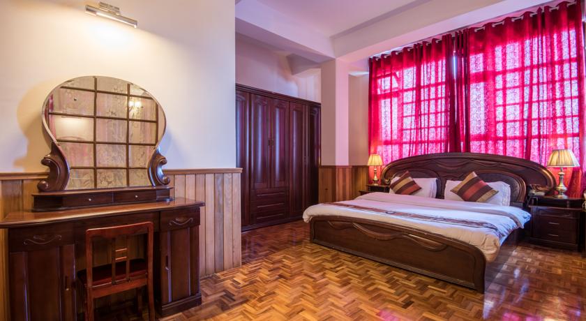 The Sidlon Residency