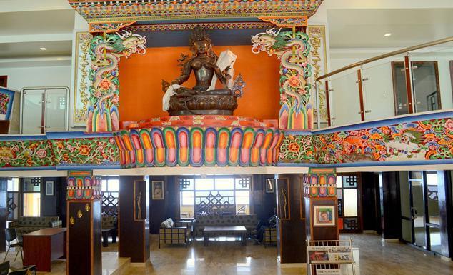 Hotel Tara Palace