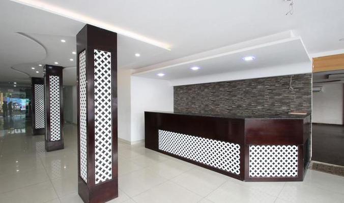 Hotel Delux Plaza