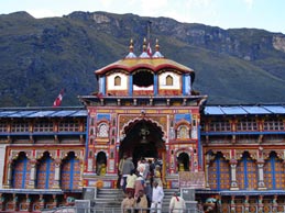 1467648595_1sbadrinath.jpg