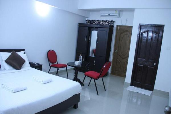 Hotel Chandana Inn