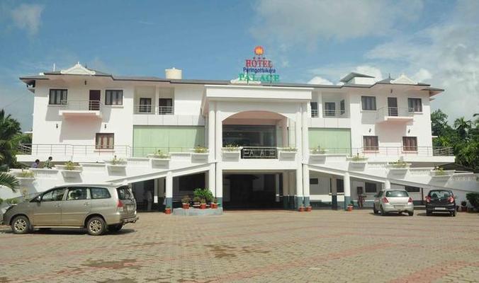 Hotel Peringottukara Palace Thrissur