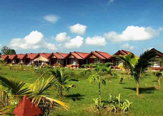 Symphony Palms Beach Resort Havelock Island