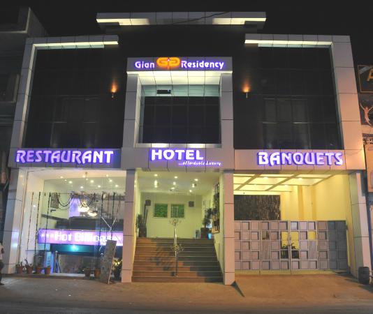 Hotel Gian Residency Karnal