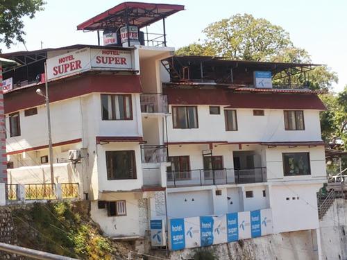 Hotel Super