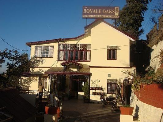 The Royale Oaks