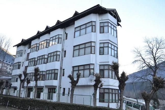 Hotel Manali Palace Manali