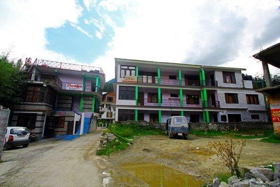 Hotel Devi Dyar Manali