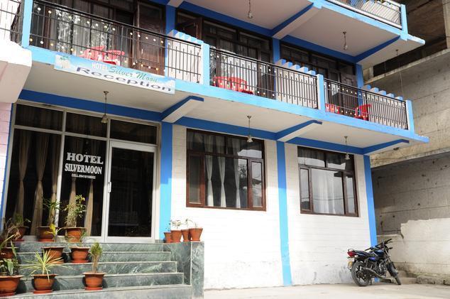 Hotel Silver Moon Manali