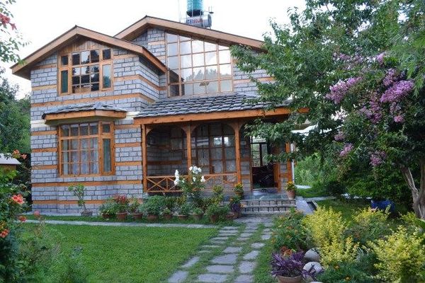 Treetops Cottage Manali