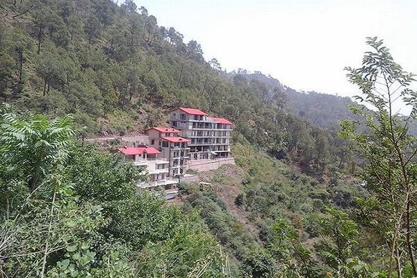 Whispering Pines Home Stay Kasauli