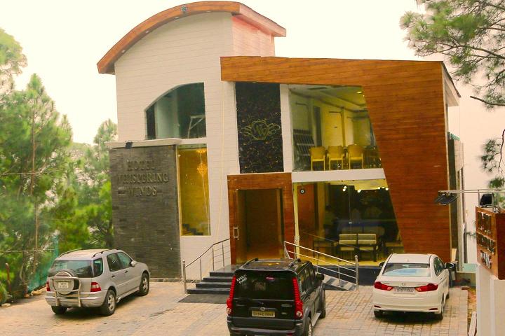 Hotel Whispering Winds Kasauli