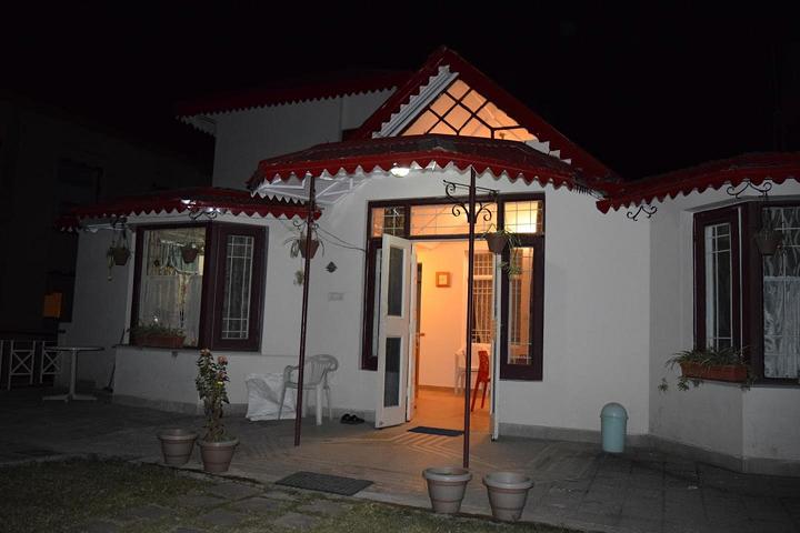 Green Trails Cottage Kasauli