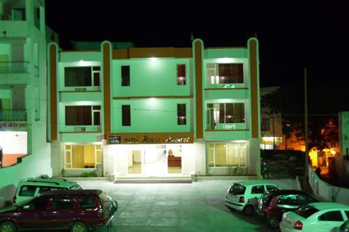 Hari Resort