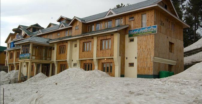 Hotel Poshwan Gulmarg