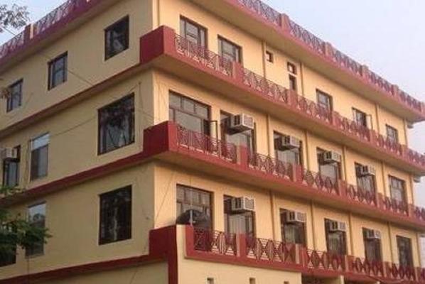 Trilok Hotel