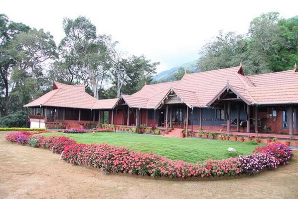 Kollenkeril Plantation Bungalow Munnar