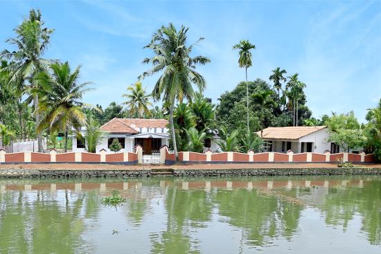 Abella Lakeview Alleppey
