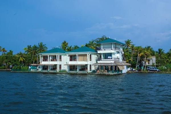 Kadavil Lakeshore Resort Alleppey
