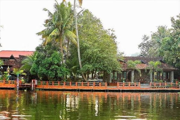 Aquabliss Resort Alleppey