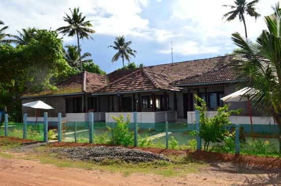 Samudrasukh Beach Bungalow Alleppey