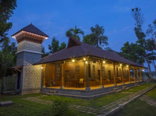 Kuttichira Heritage Home Alleppey