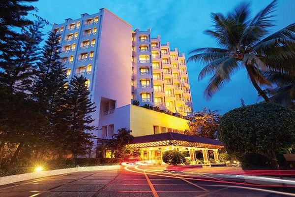 The Taj Gateway Hotel Marine Drive Ernakulam Cochin