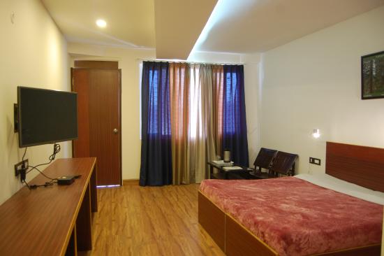 M Hotel and Restaurant