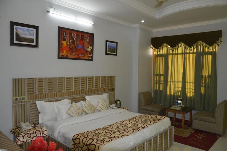 Hotel Sapphire Mcleodganj